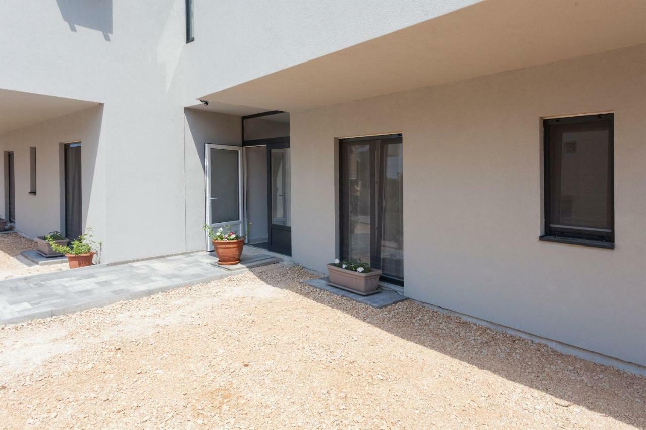 Atena Zaton 2 Apartment Nin Exterior photo